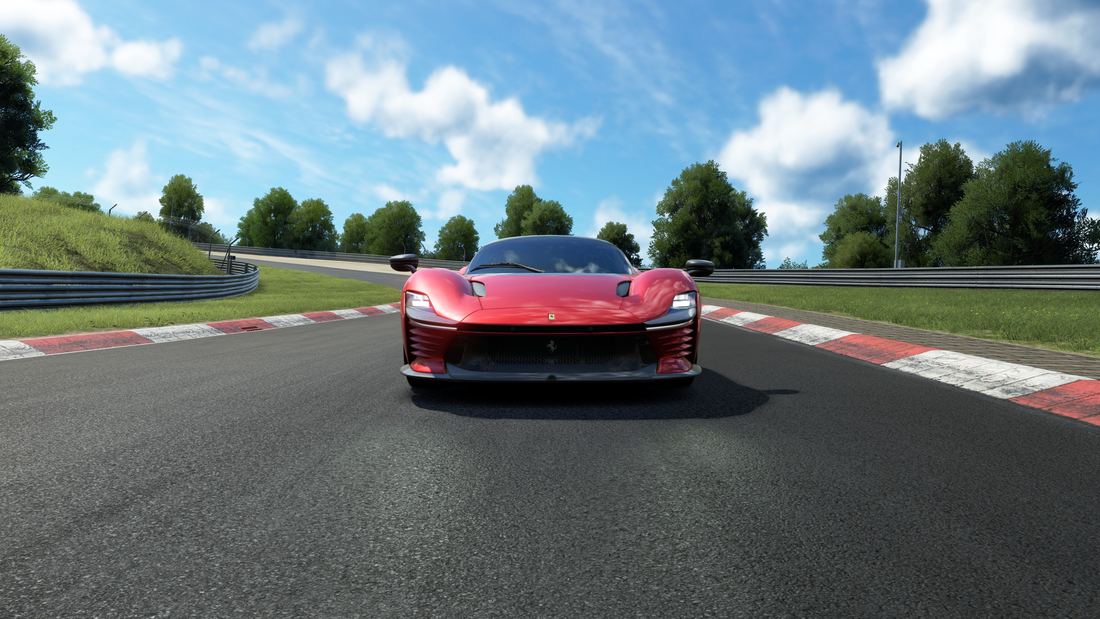 Ferrari Daytona SP3 de frente entre pianos